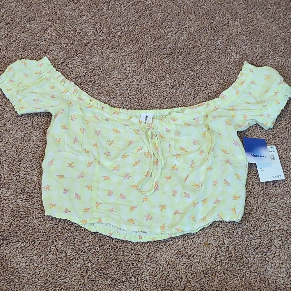 ABOUND - Nordstrom’s cropped top  NWT